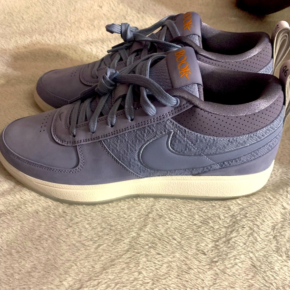 Nike Devin Booker 1 Size 10.5. Like New